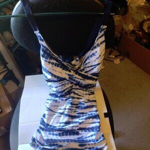 NWOT Tankini swimwear w/ swim skirt size Large